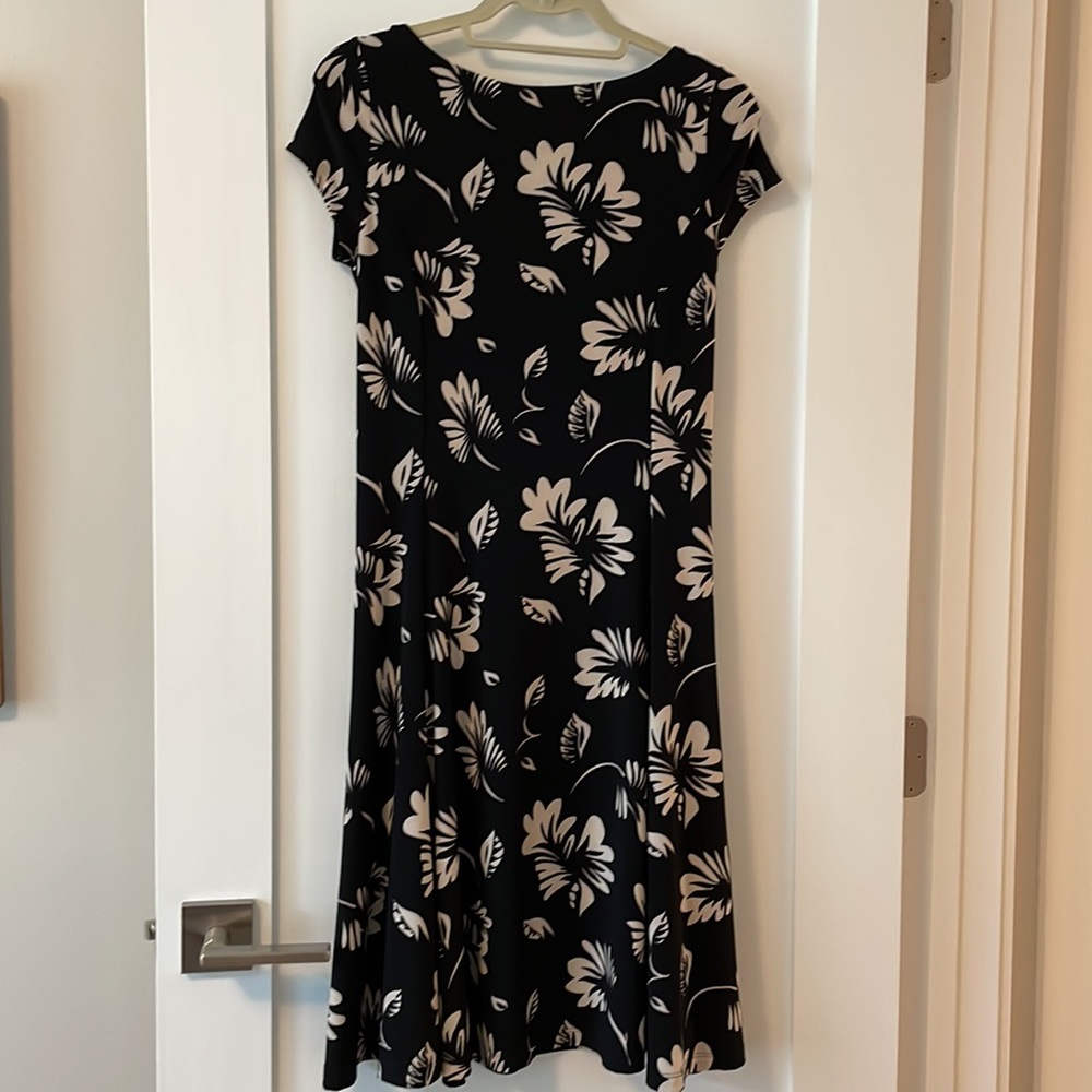 Lauren Ralph Lauren A-line V-back Dress